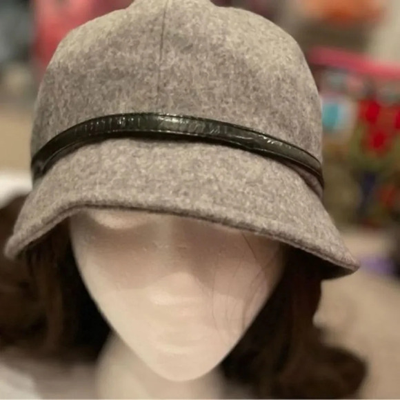VINTAGE WOOL FELT FEDORA VINTAGE CLOCHE BUCKET HAT GREY W BLACK ACCENT BAND… - Picture 6 of 9